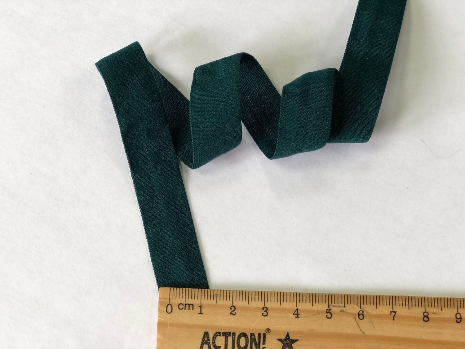 Elastic tape 15 Z 5010 dark green (50m)