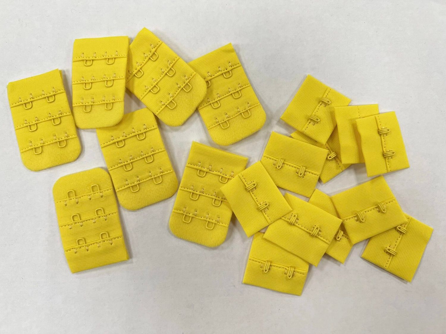 Lingerie clasp F444/3 x 2 yellow (10 pairs)