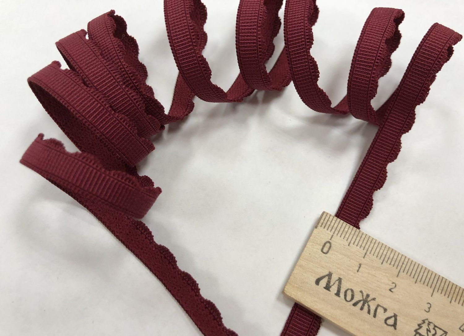 Decorative lingerie elastic 08 W 13734 bordeaux (50m)