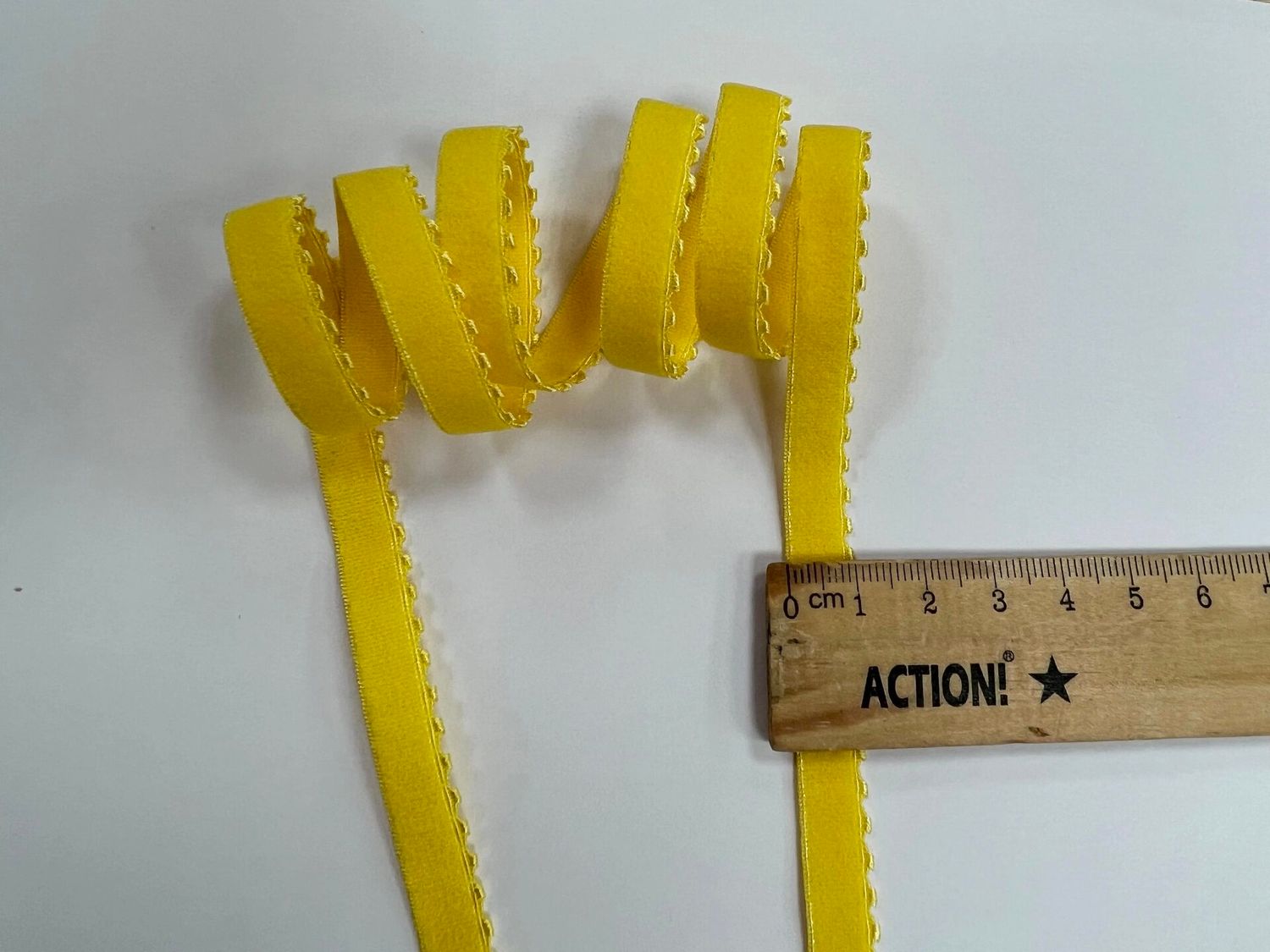 Decorative lingerie elastic yellow -10mm (50m)