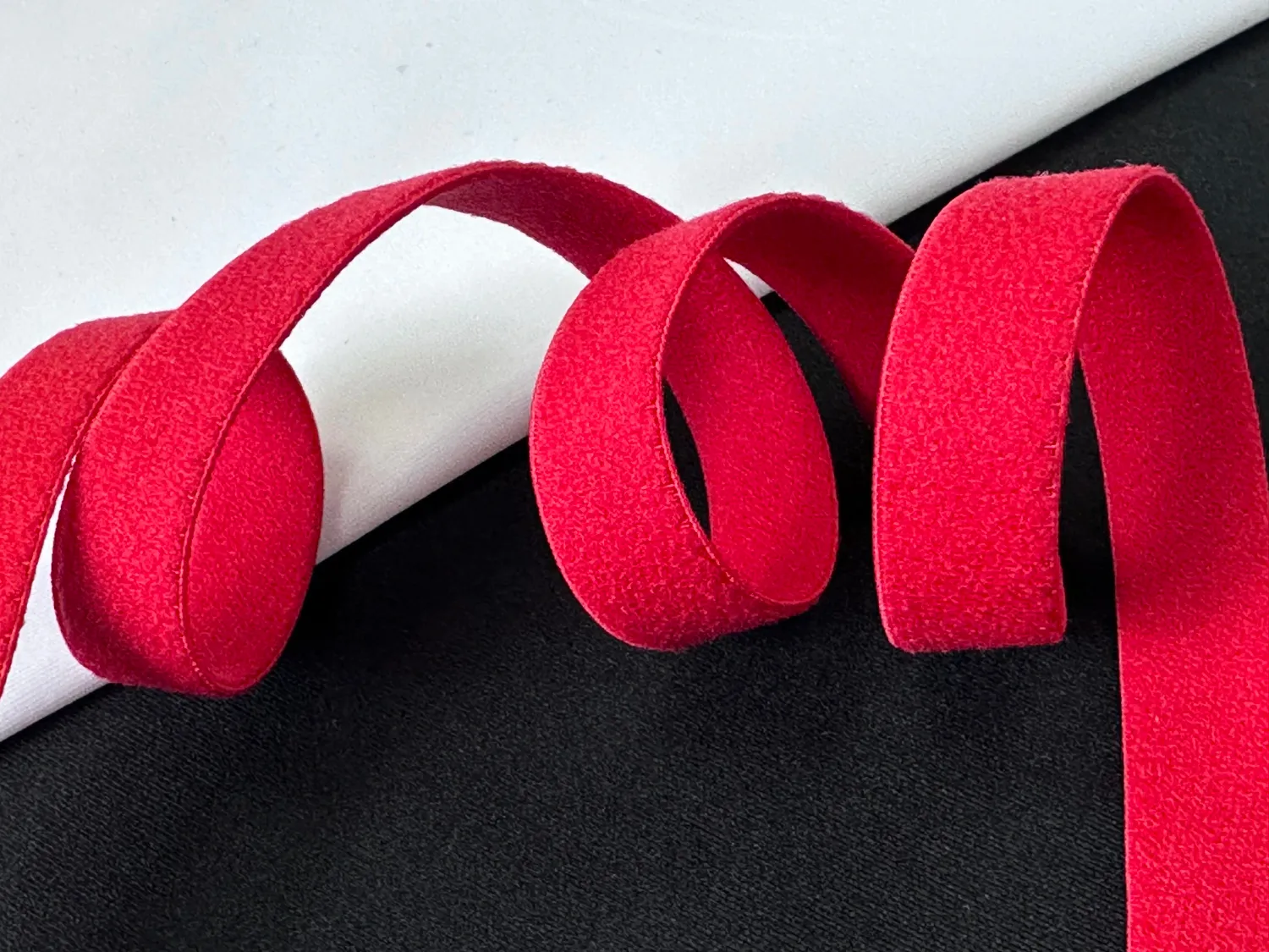 Underbust Red elastic lingerie (50m)