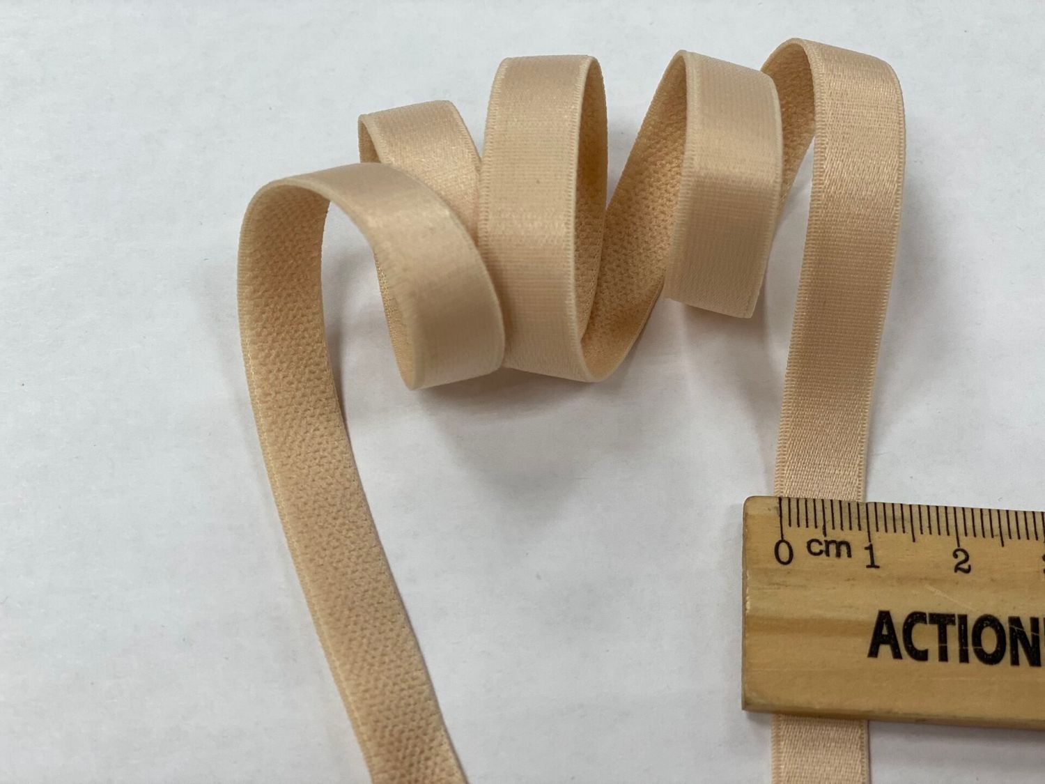 bra strap elastic beige 126 , glossy 50 meters