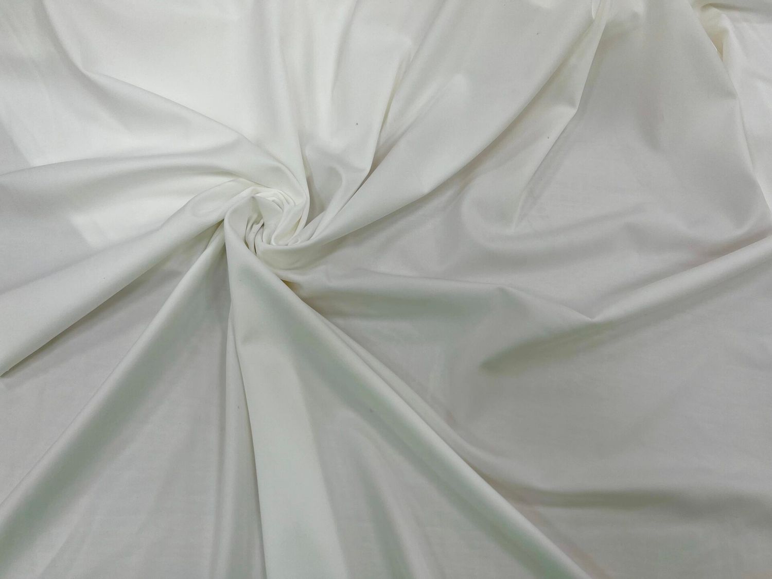 Microfibre Matte Ecru, 1 meter