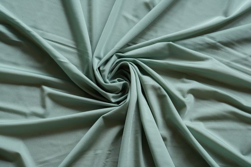 Frosty Green Satin Stretch Microfiber 150 cm 131 g/m² Lauma