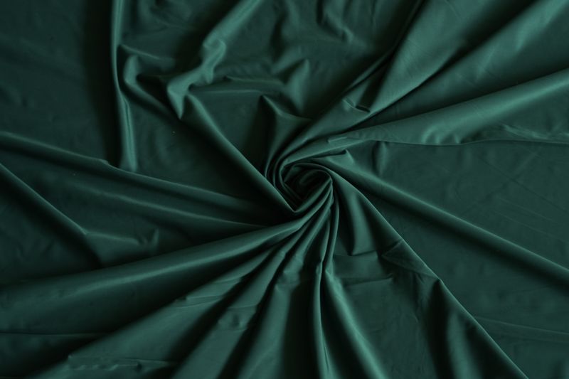 Galapagos Green Satin Stretch Microfiber 150 cm 131 g/m² Lauma