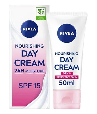 Nivea Nourishing Day Cream SPF15 50ml