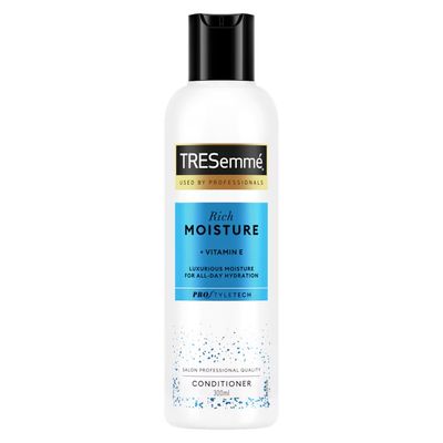 TRESemmé Rich Moisture Conditioner 300ml