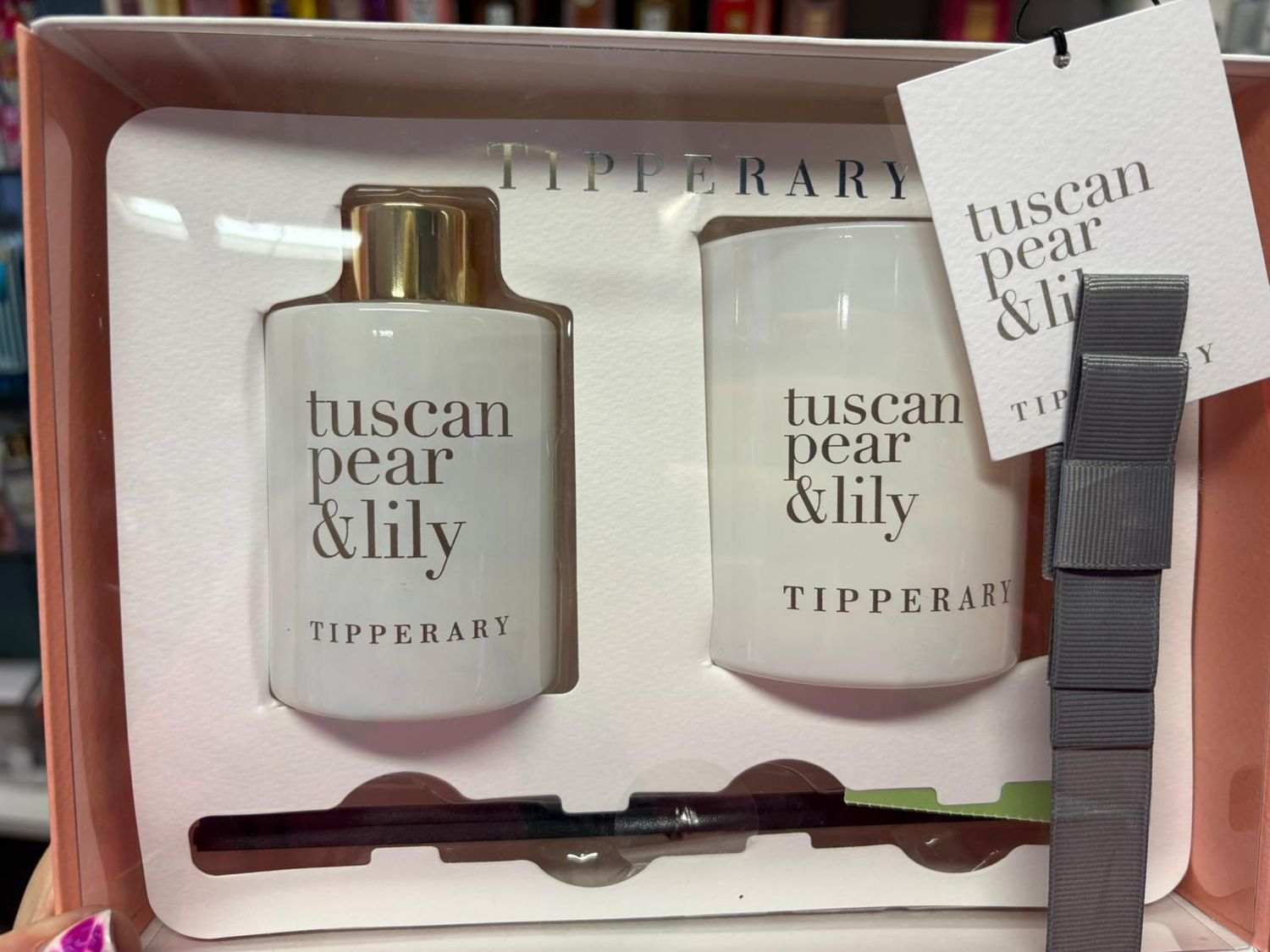 Jardin Signature Scents Tuscan, Pear & Lily Candle & Diffuser Set