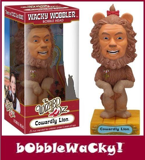 Funko Wizard of Oz COWARDLY LION bobble head