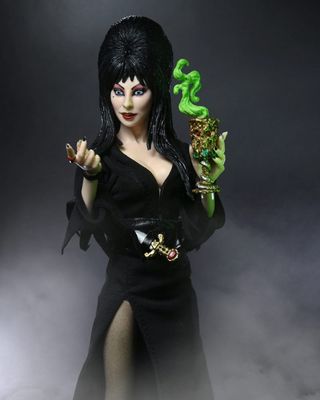 NECA Elvira Mistress of the Dark Unpleasant Dreams 40 Years 8-in figure