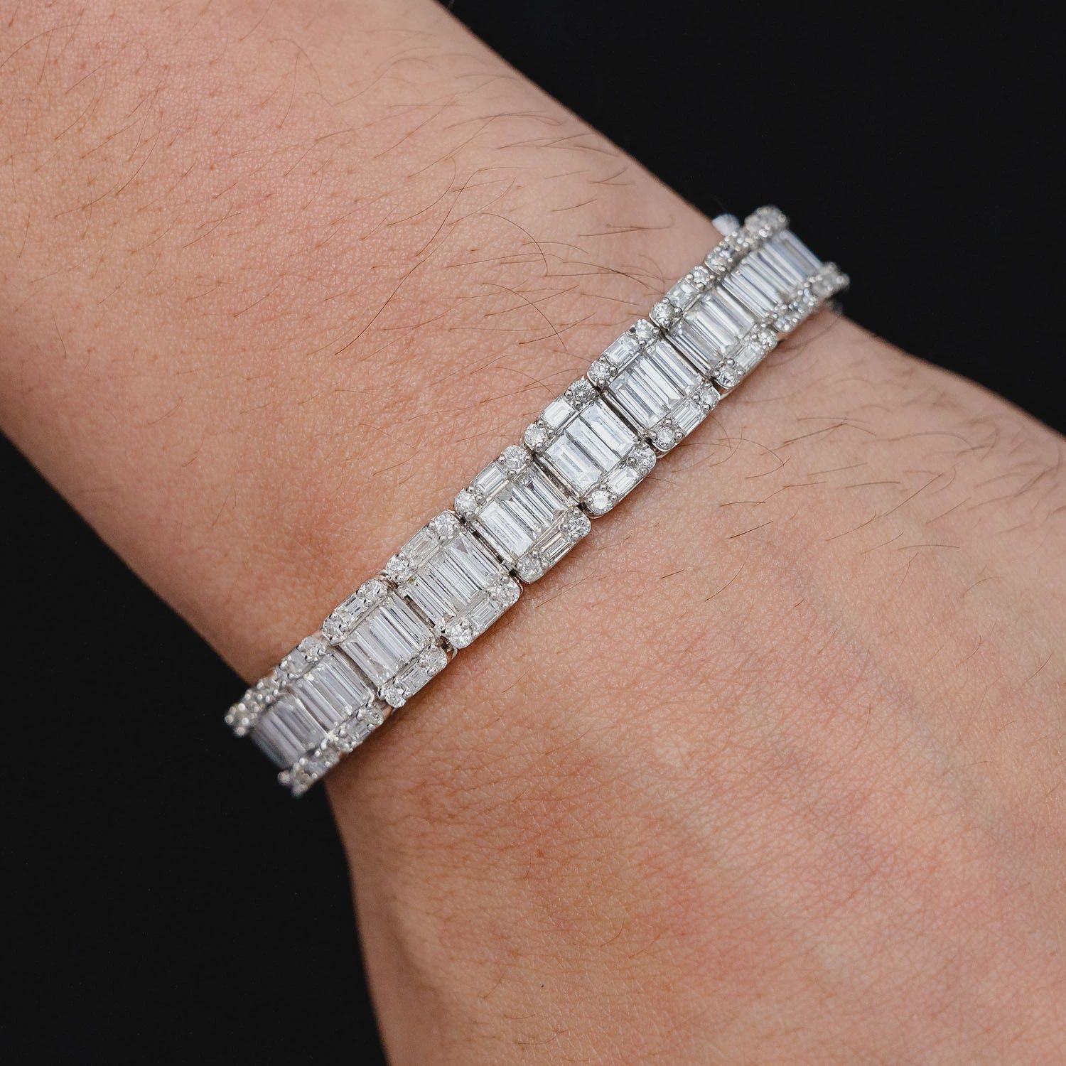 BAGUETTE AND ROUND DIAMOND LINK BRACELET  14K  SOLID GOLD 16.75CTW, Length: 6.5&quot;, Diamonds: VS, Color: White Gold