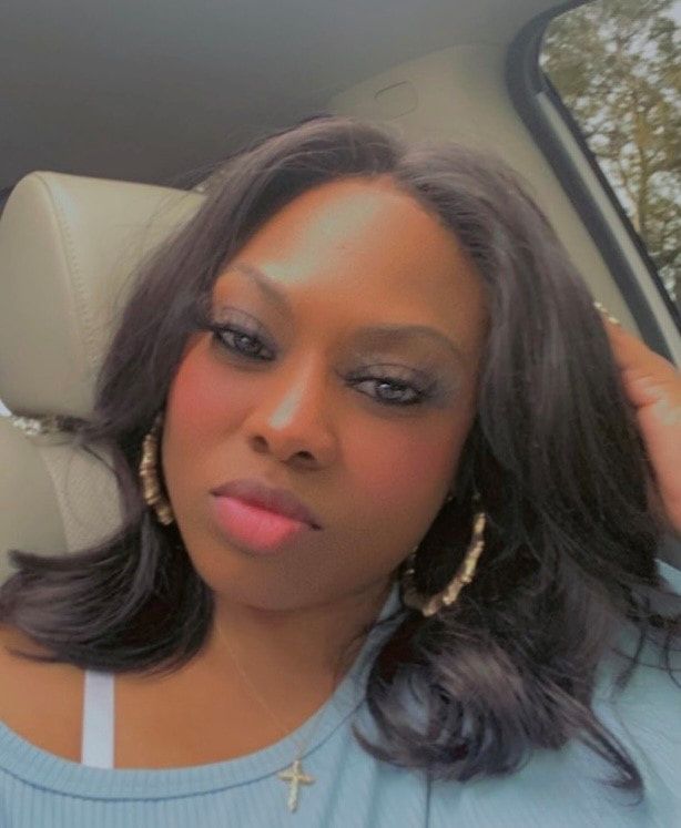 BOB WIGS 13X4 FRONTAL STRAIGHT