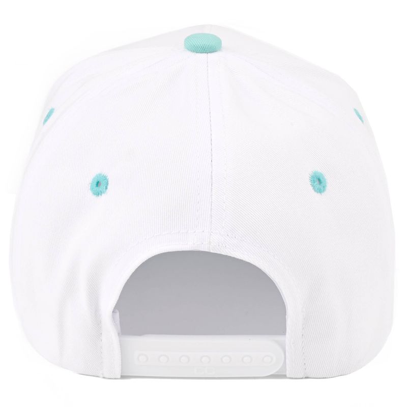 C.C LAKE Letter Embroidered Two Tone Trucker Hat: Mint/White