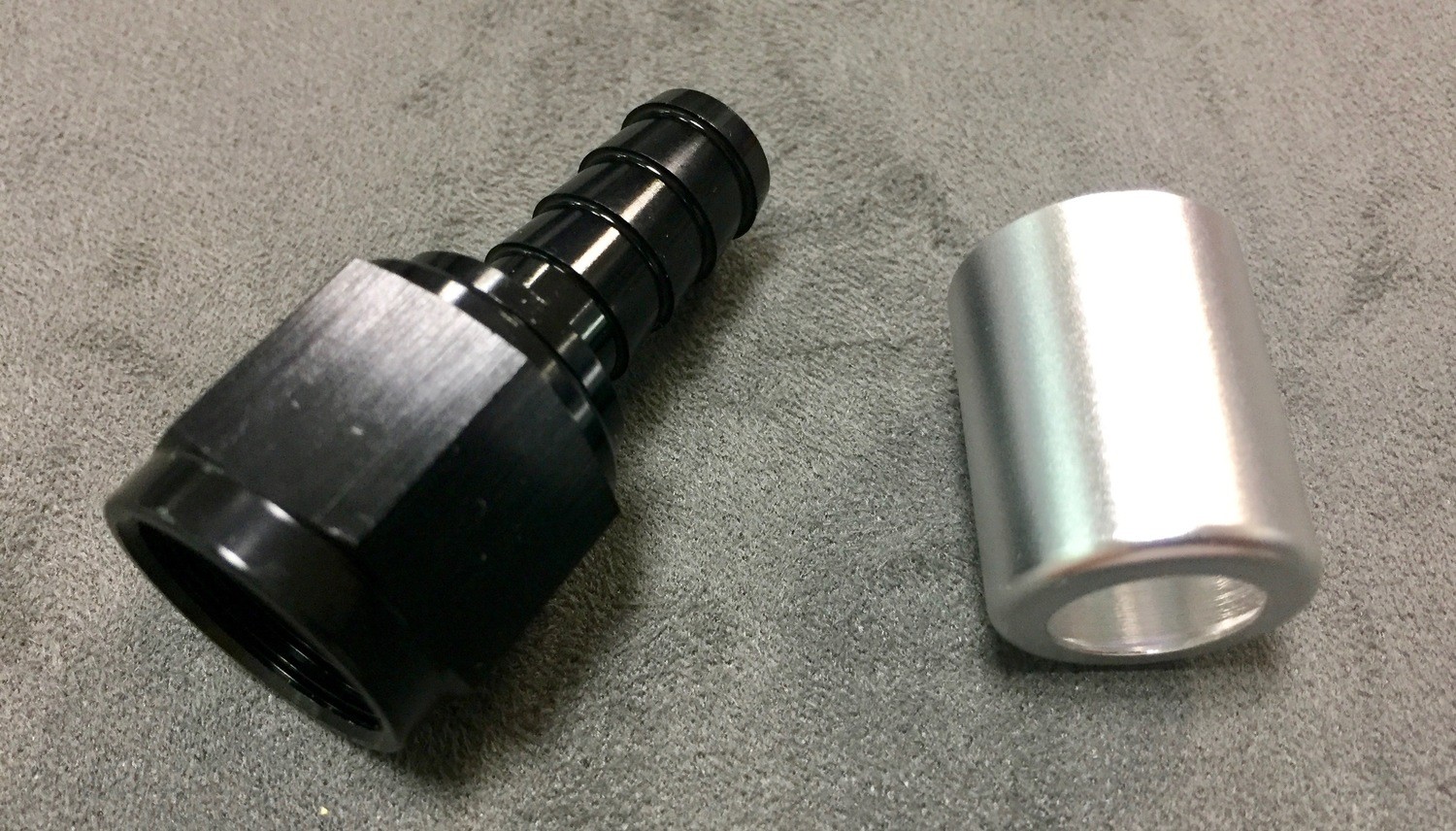 AN8 FITTING 0 DEGREE FOR VW BREATHER TUBE AND OIL FILLER