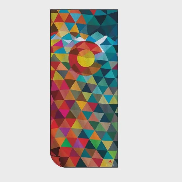 COLISCO Colorado Triangles Eco-Performance Towel - 72"x30" 164211