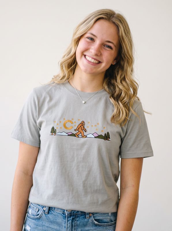 Colisco Big Foot Colorado 100% Cotton Graphic T-Shirt, Light Gray