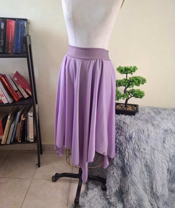 Basic skirt, one layer.