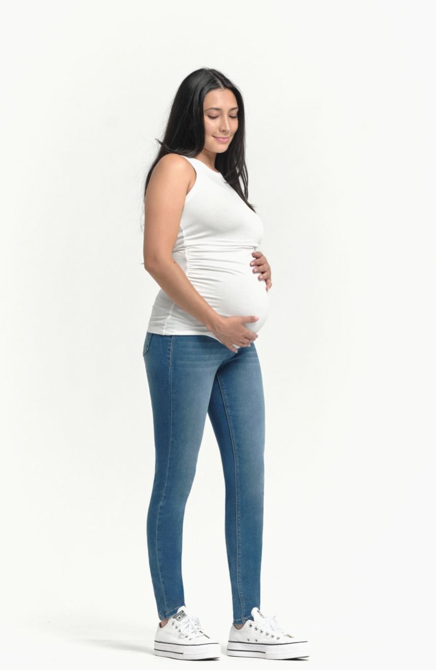 1822 Maternity 31" Butter Skinny Jean