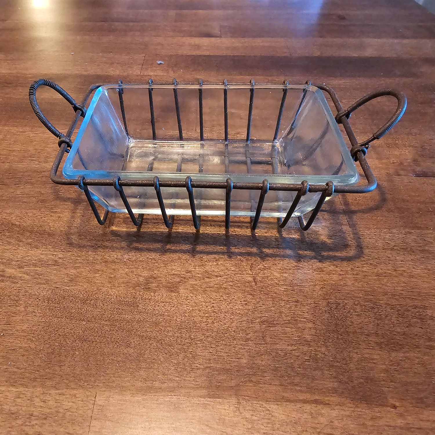 Rustic Wire Soap Dish with Glass insert