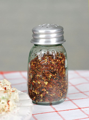 Mini Mason Crushed Red Pepper Shakers - Set of Four