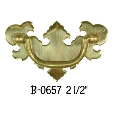 2 1/2&quot; Batwing Chippendale Early American Style Drawer Pull