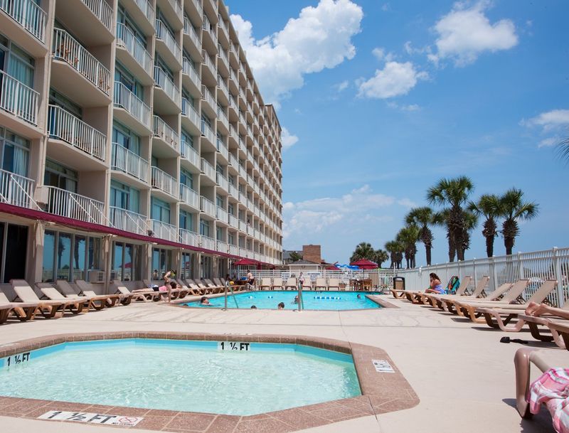Maritime Beach Club