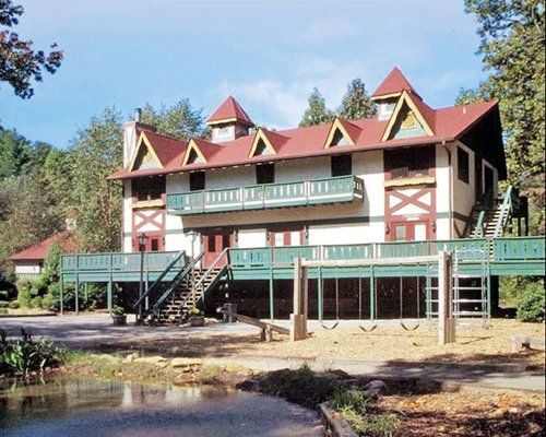 Alpine Crest Resort