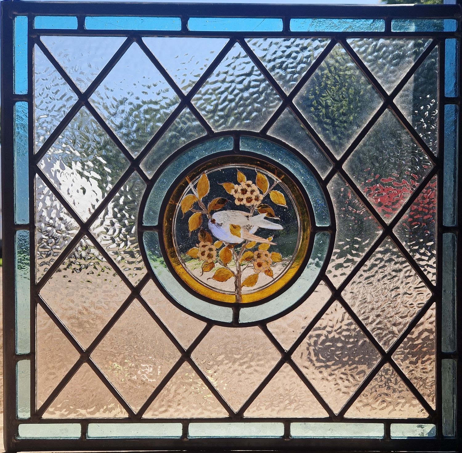 Hand Painted - Bird Center Roundel - ( 508mm wide x 486mm high )