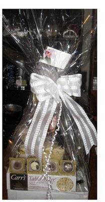 Bridal Basket with or without locally made sparkling wine