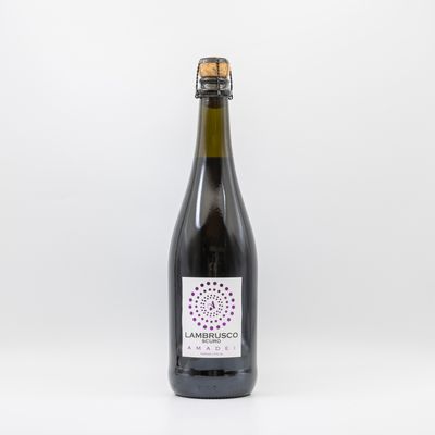 Lambrusco dell’Emilia - I.G.T. “Lo Scuro” - frizzante.