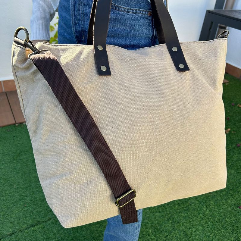 Bolso shopping de lona en crema