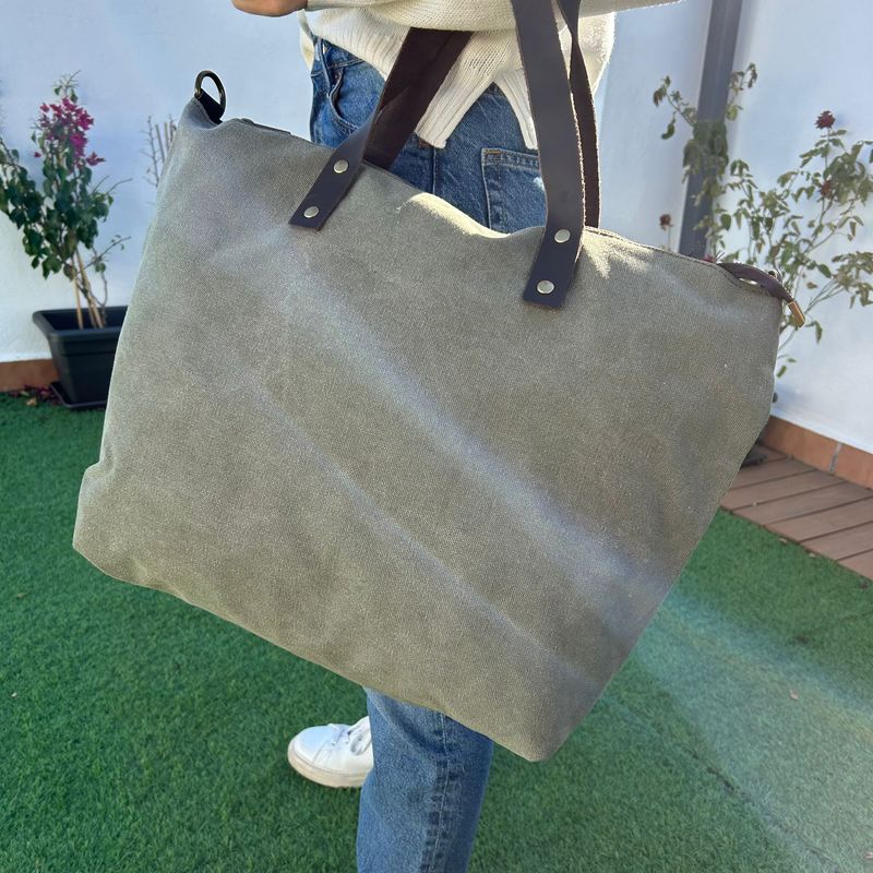 Bolso shopping de lona en verde