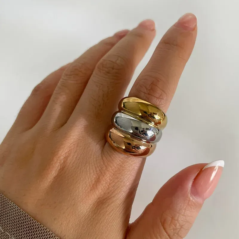 Anillo acero tricolor liso ancho chapado en oro  18K
