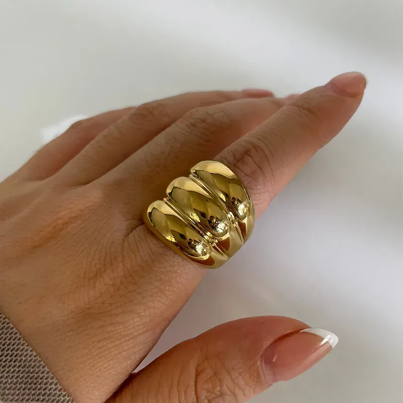 Anillo acero ancho chapado en oro 18k
