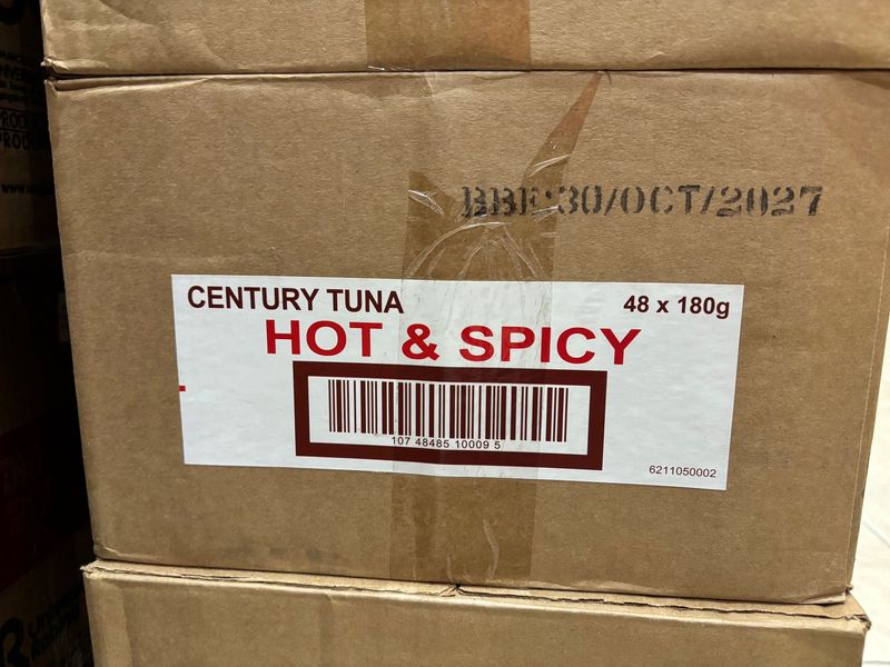 Century Tuna Hot and Spicy 180g x48 in a BOX