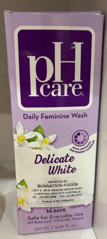 pH Care Feminine Wash Delicate White Purple 150ml