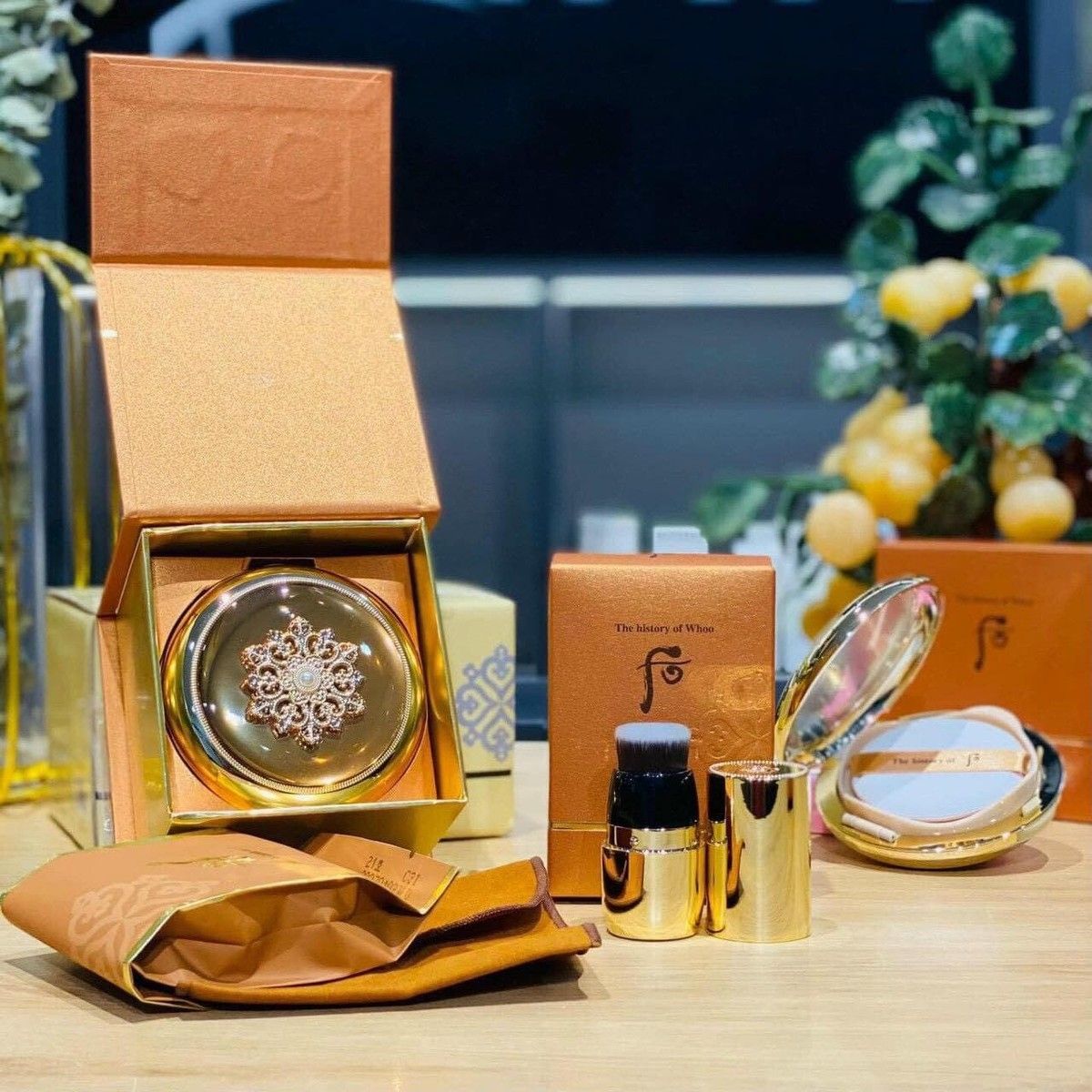 Whoo Cheongidan Radiant Essence Cushion SPF50+/PA+++ #21