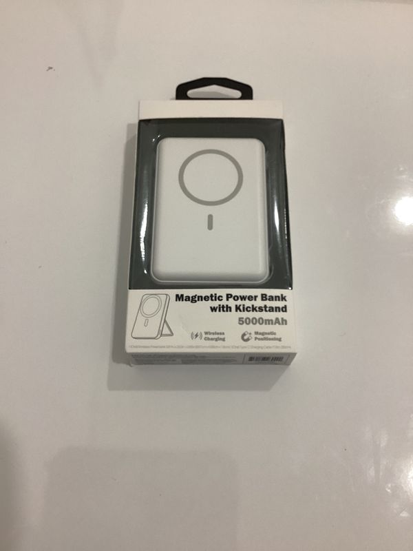 Magnetic Power Bank with Kickstand