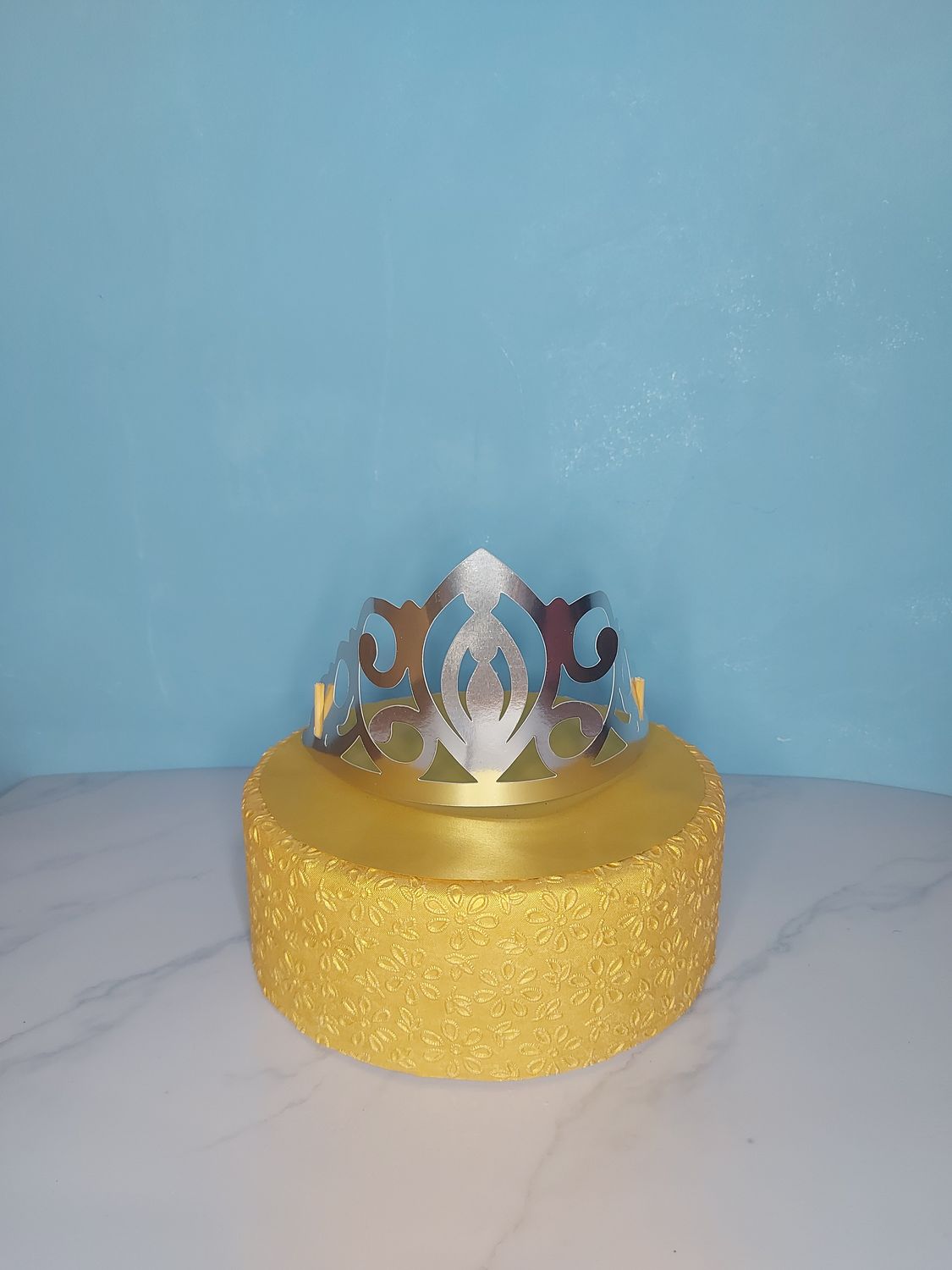 Metallic Tiara Cake Topper