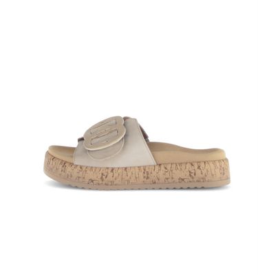Slip-On Sandal Beige