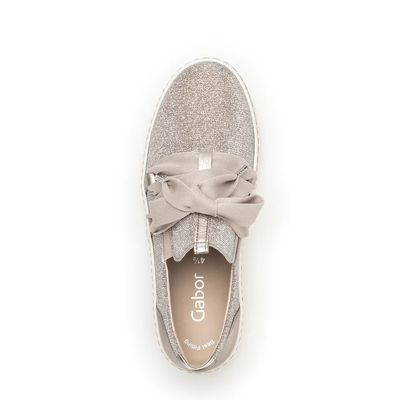 Ribbon Sneaker