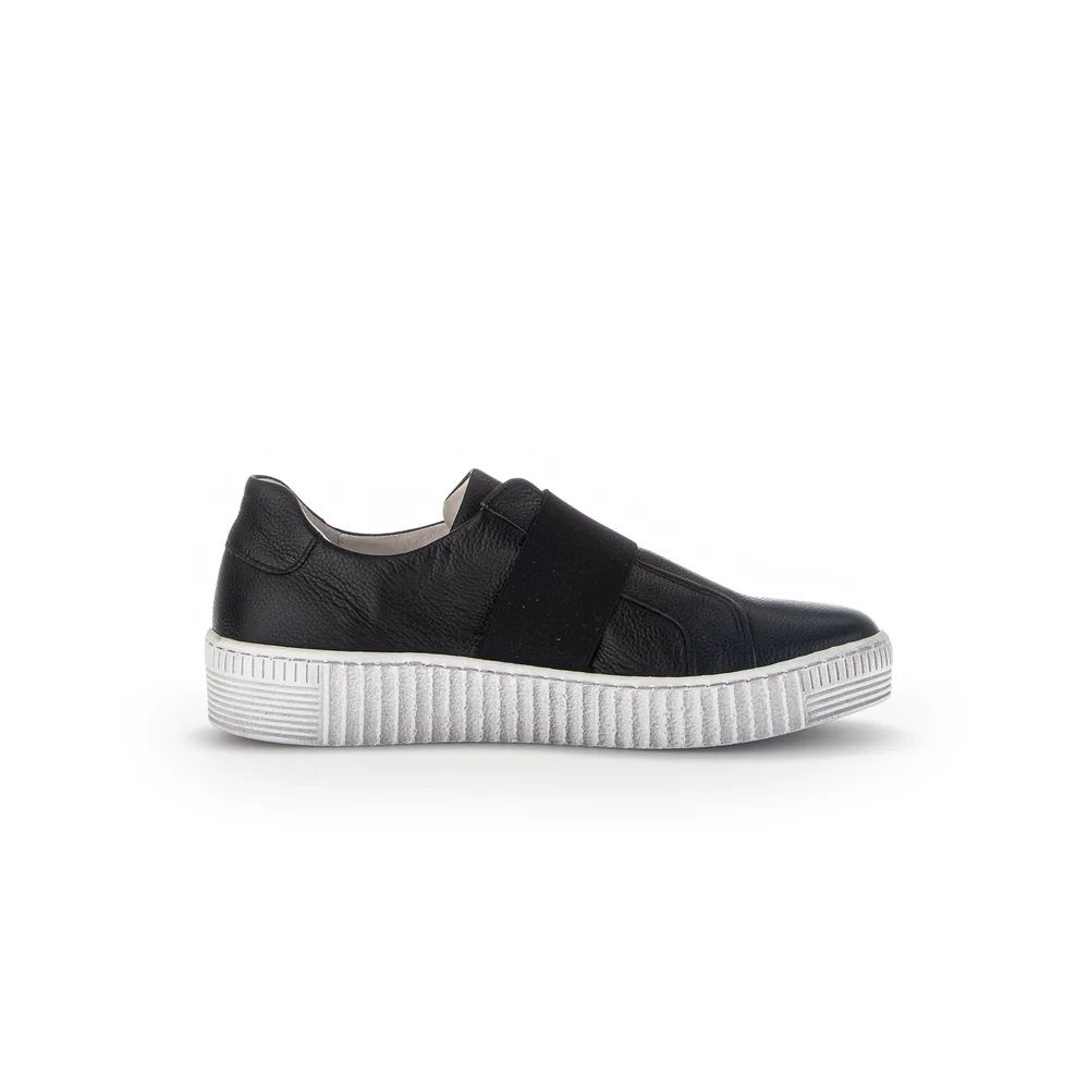 Slip-On Sneaker Black