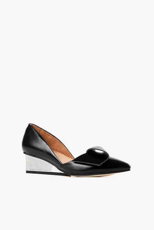 Half Bow Square Wedge