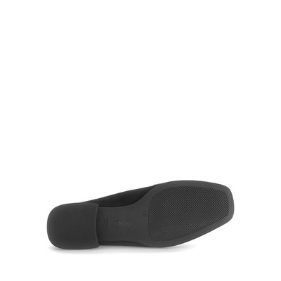 Loafer Pump