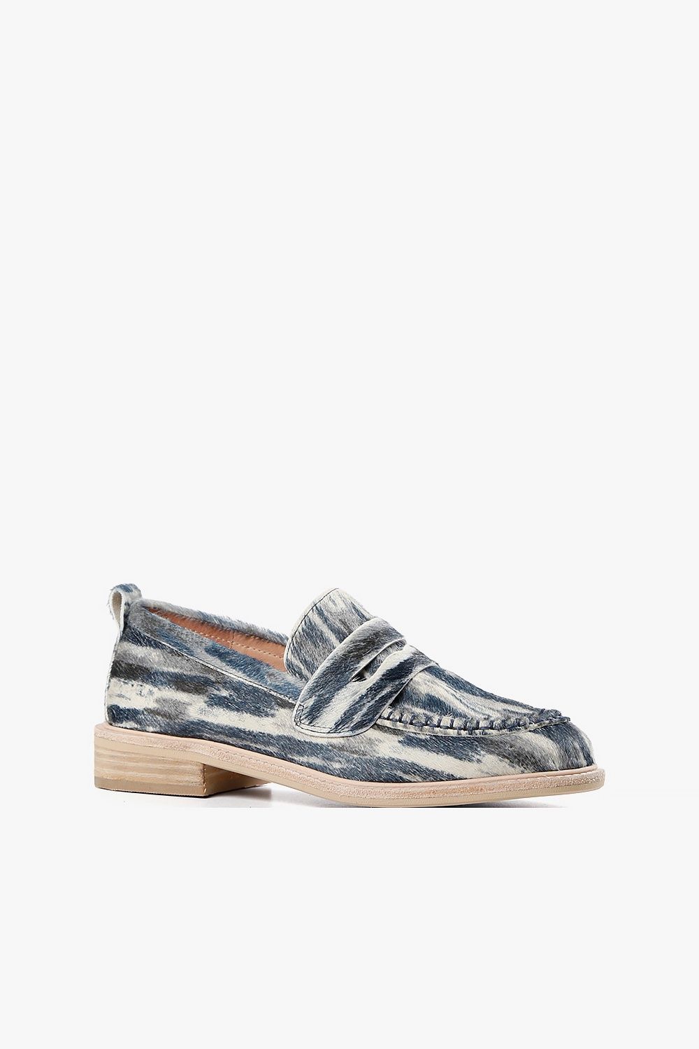 Wow Cow Loafer