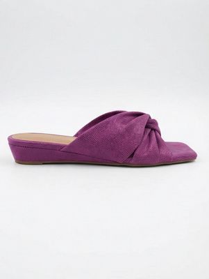 Knotted Leather Slide