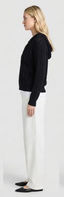 Hooky Zipper Hoodie