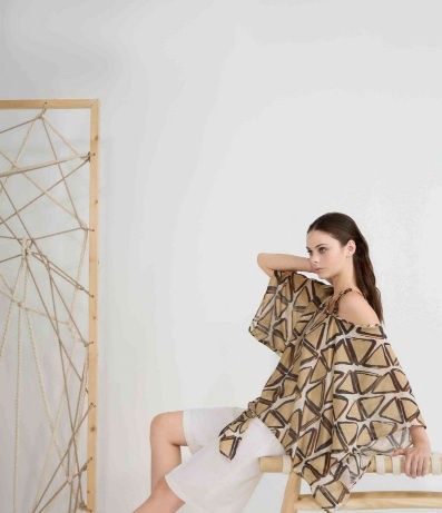 Geometric Print Draped Top