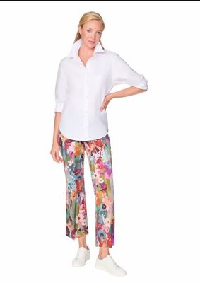 Classic White Button-Up Shirt 3221