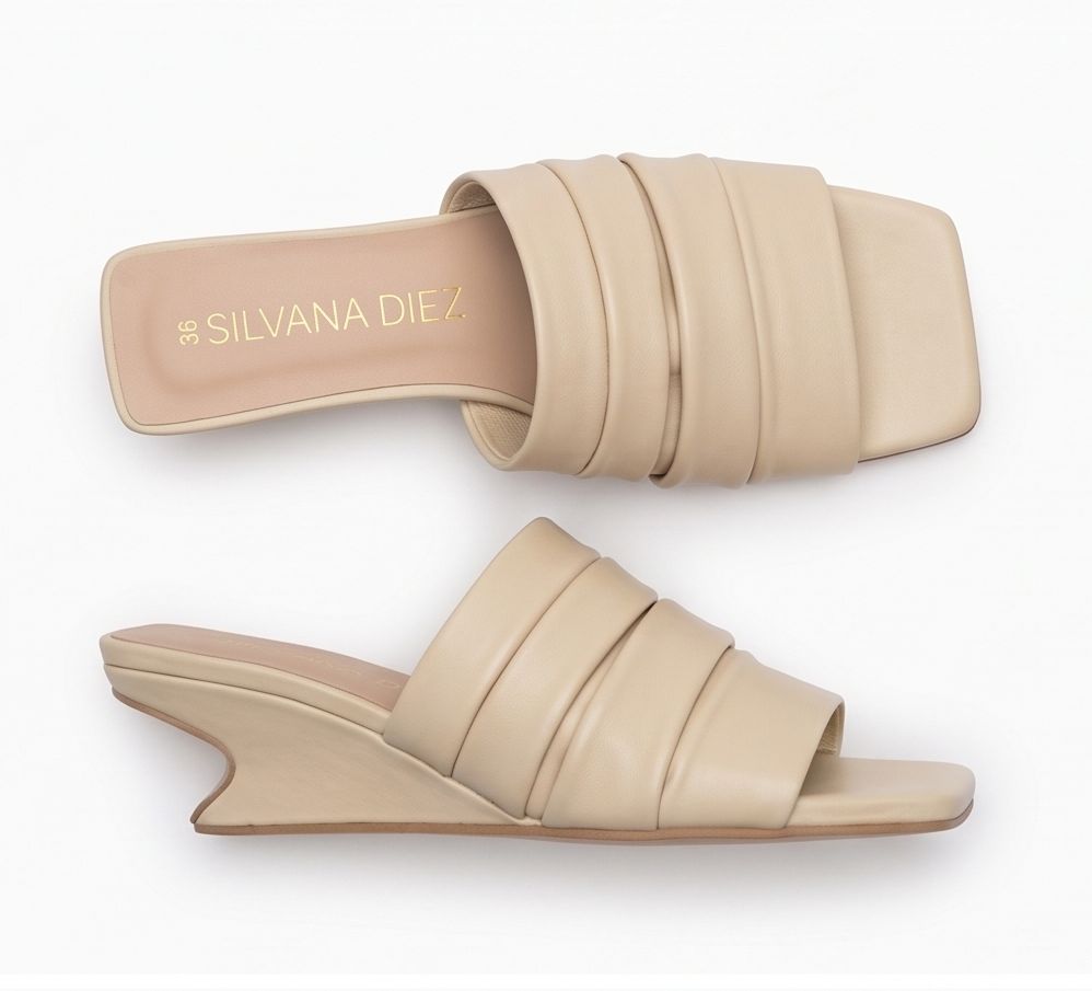 Pleated Half Wedge